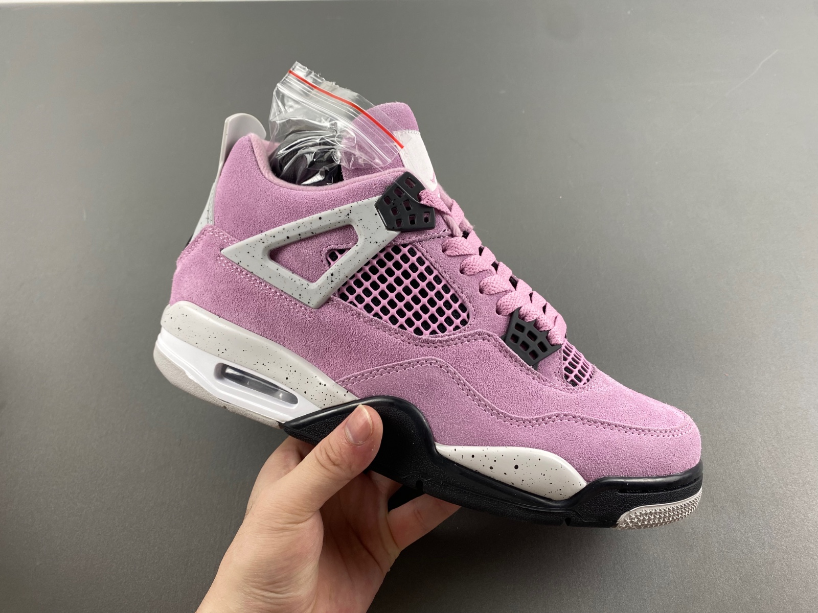 Air Jordan 4 WMNS “Orchid”    AQ9129-501