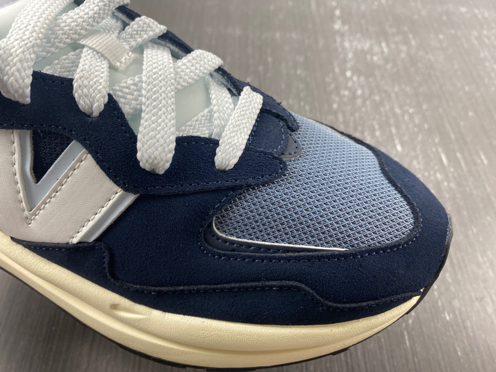 New Balance 57/40 Team Navy - M5740CD