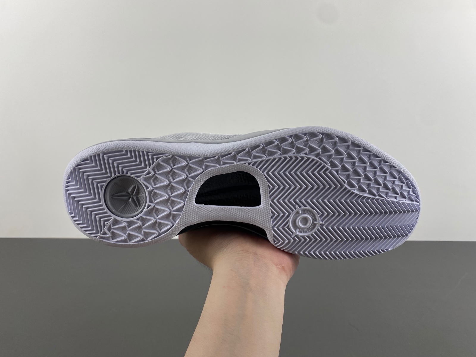 zoom kobe vi ftb kb6  HF9550-002