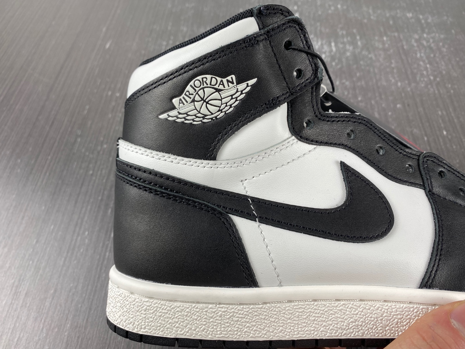 Air Jordan 1 High 85 Black White BQ4422-001