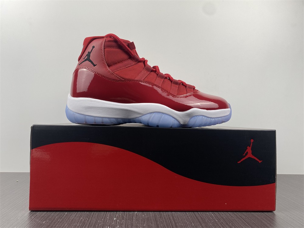 Air Jordan 11 Retro "Win Like 96" - 378037 623