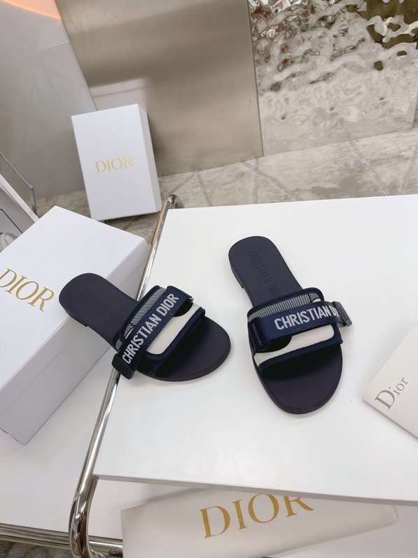 DIOR EVOLUTION SANDAL