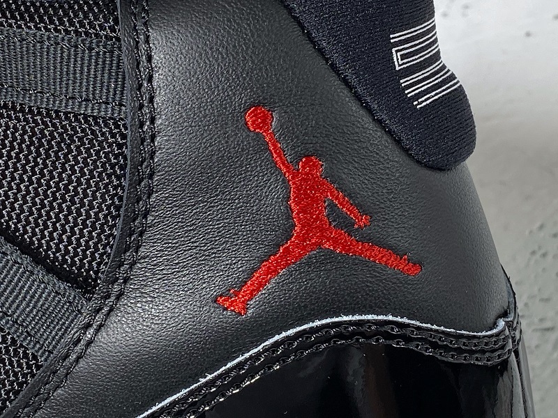 Air Jordan 11 Bred 2019 378037-061