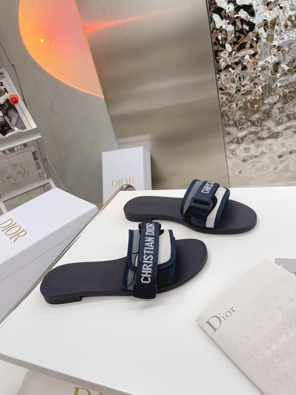DIOR EVOLUTION SANDAL