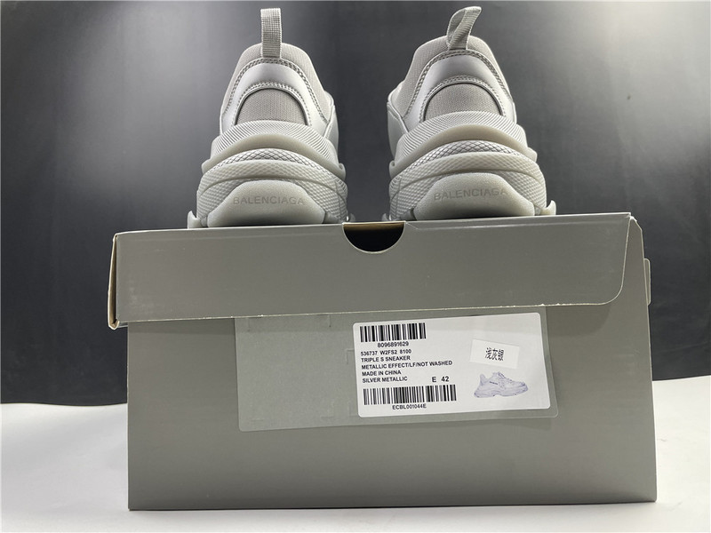 Balenciaga TRIPLE S TRAINER