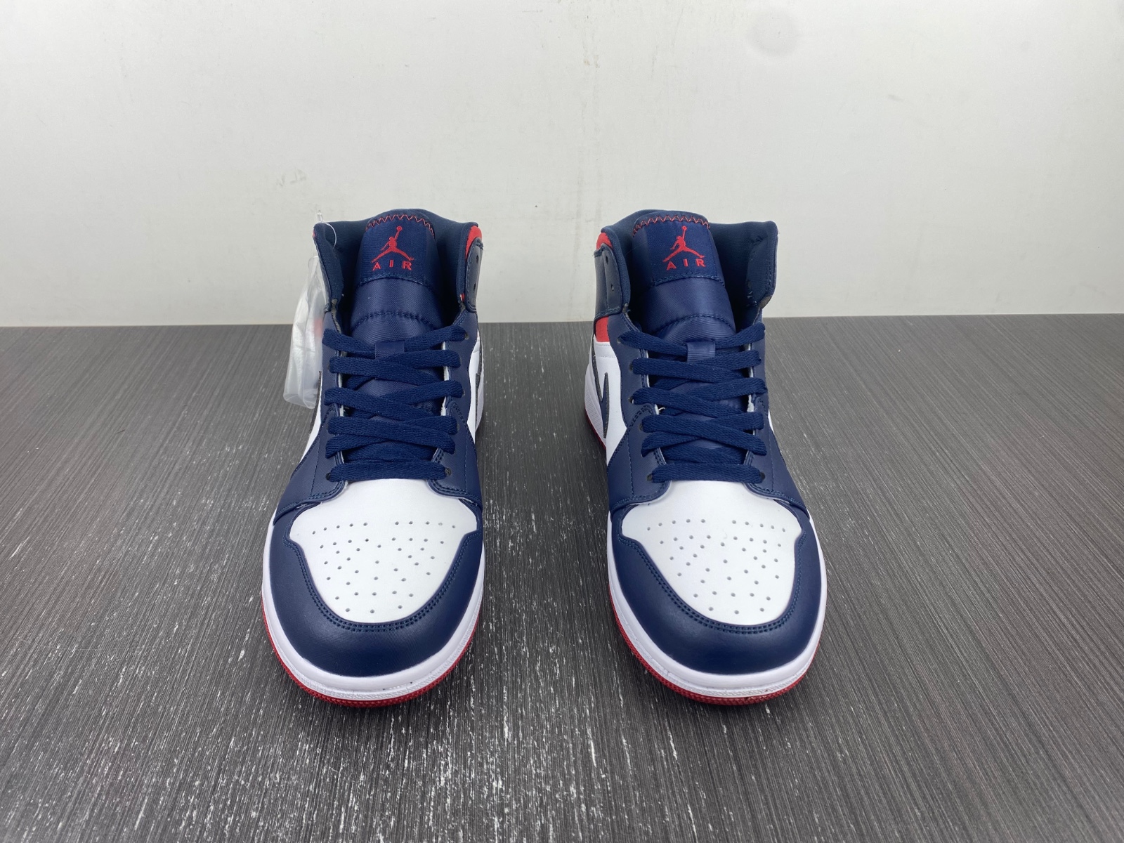 Air Jordan 1 Mid SE USA 852542-104