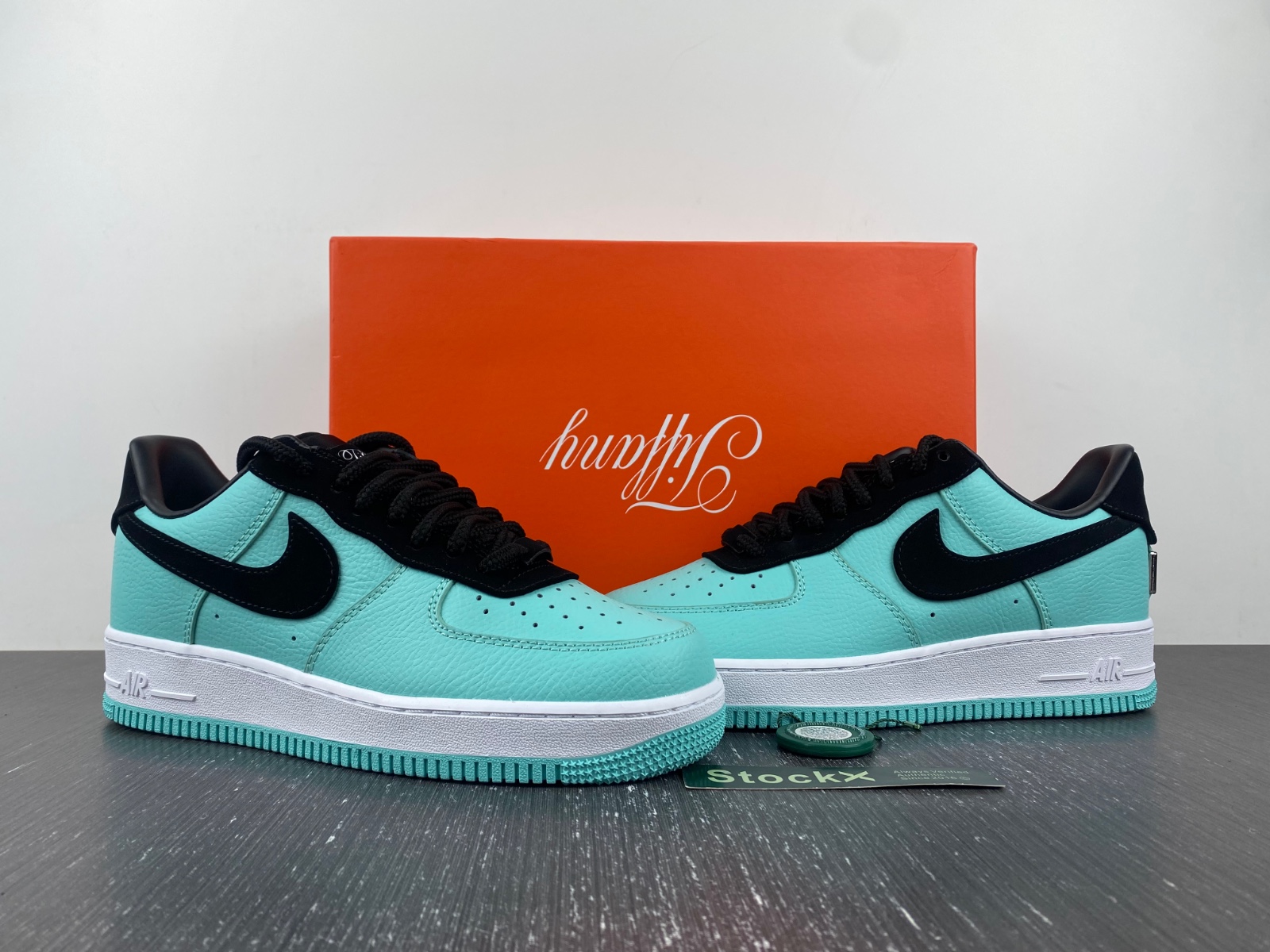 Tiffany & Co. x Nike Air Force 1 Low Blue DZ1382-002