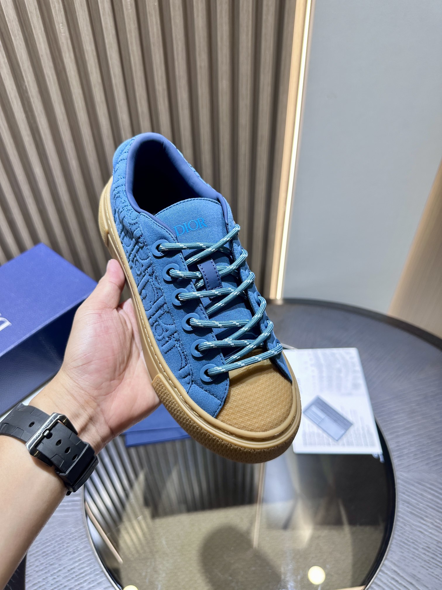 DIOR B33 SNEAKER