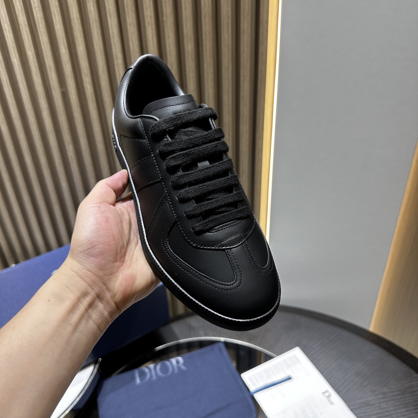 DIOR B01 SNEAKER