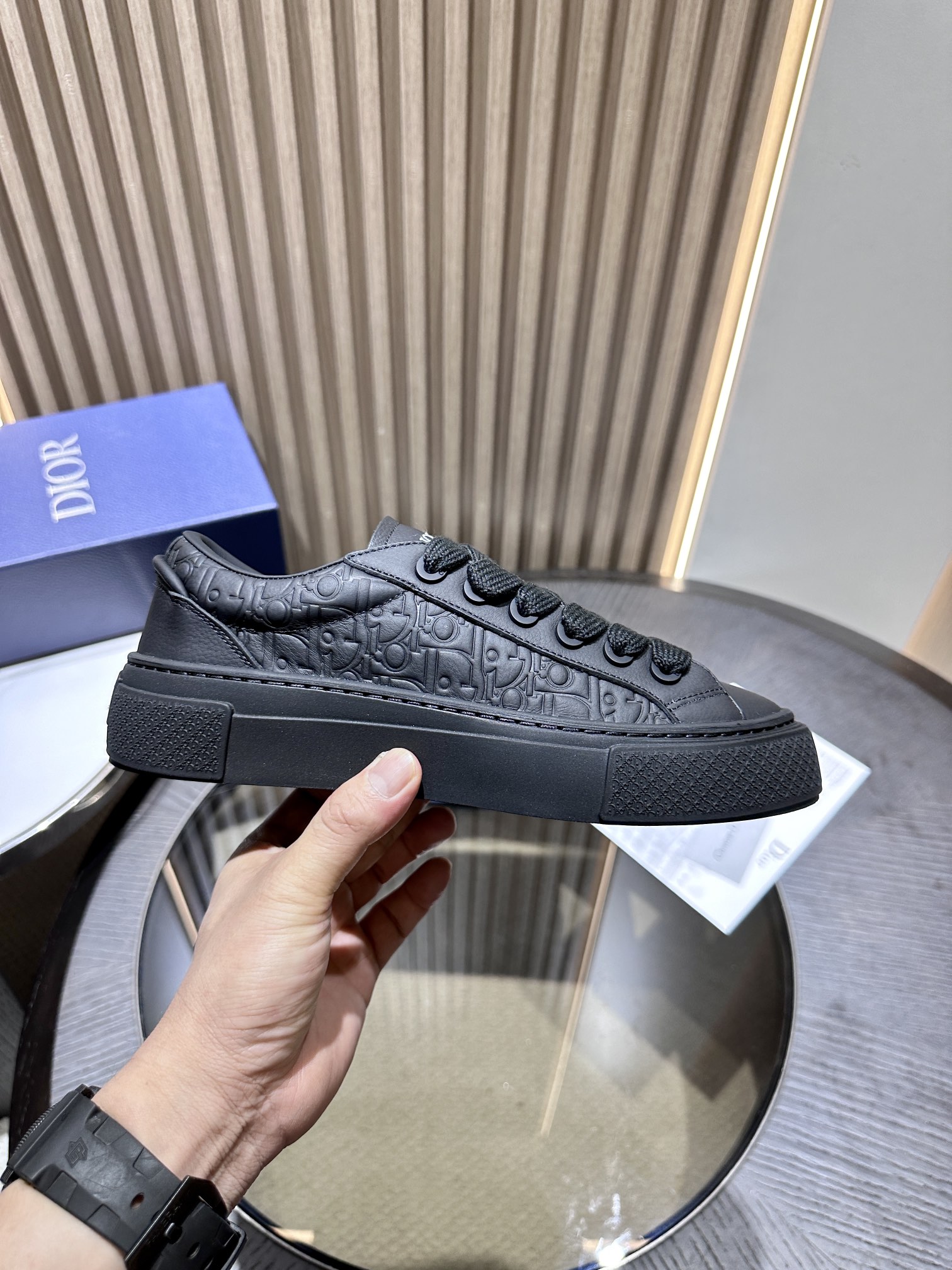 DIOR B33 SNEAKER