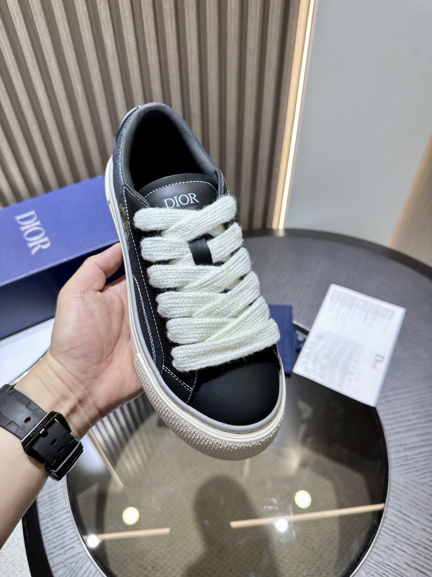 DIOR B33 SNEAKER