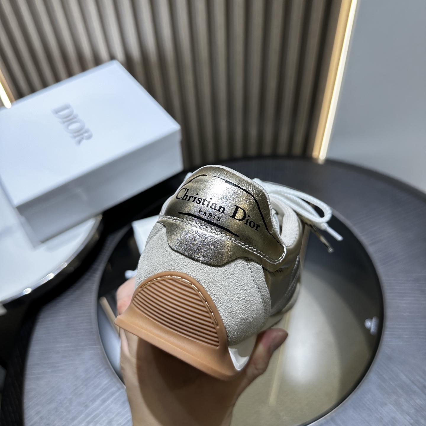 DIOR SNEAKER