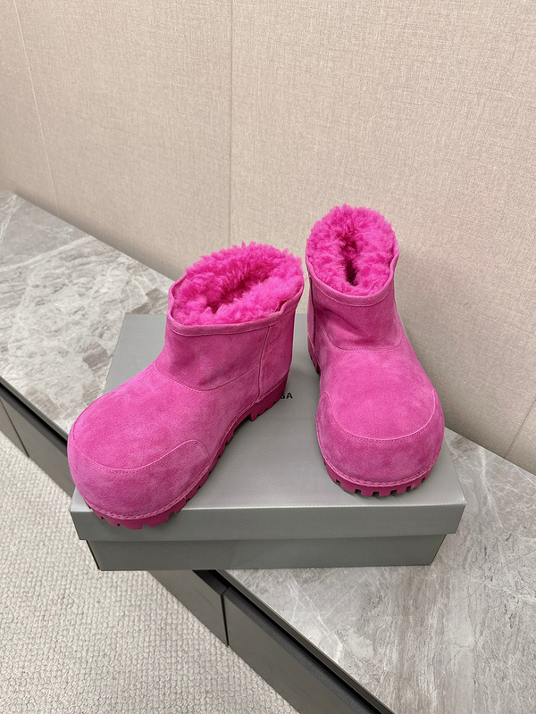 Balenciaga Winter Boots (Low-Top)