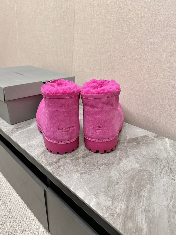 Balenciaga Winter Boots (Low-Top)