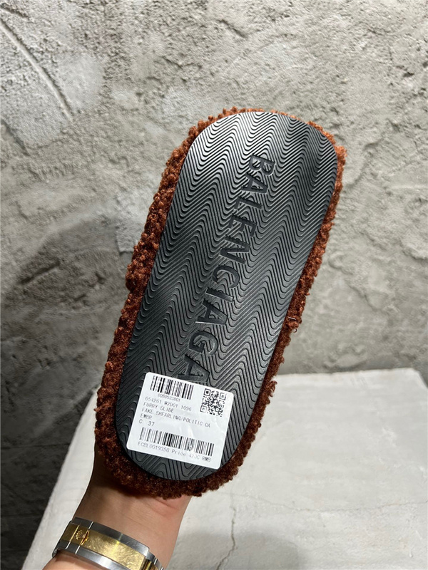 Balenciaga Furry Slide