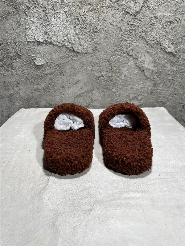 Balenciaga Furry Slide