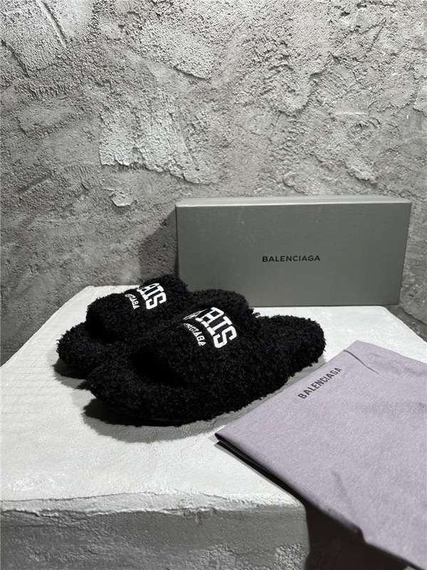 Balenciaga Furry Slide