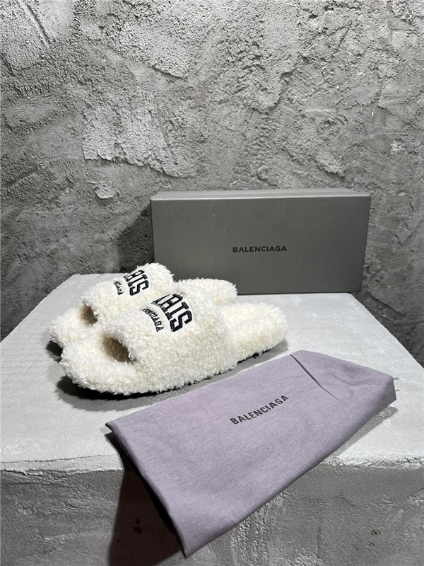 Balenciaga Furry Slide