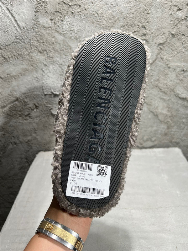 Balenciaga Furry Slide