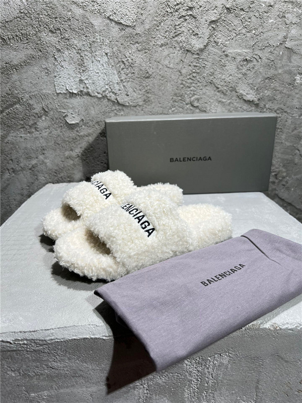 Balenciaga Furry Slide