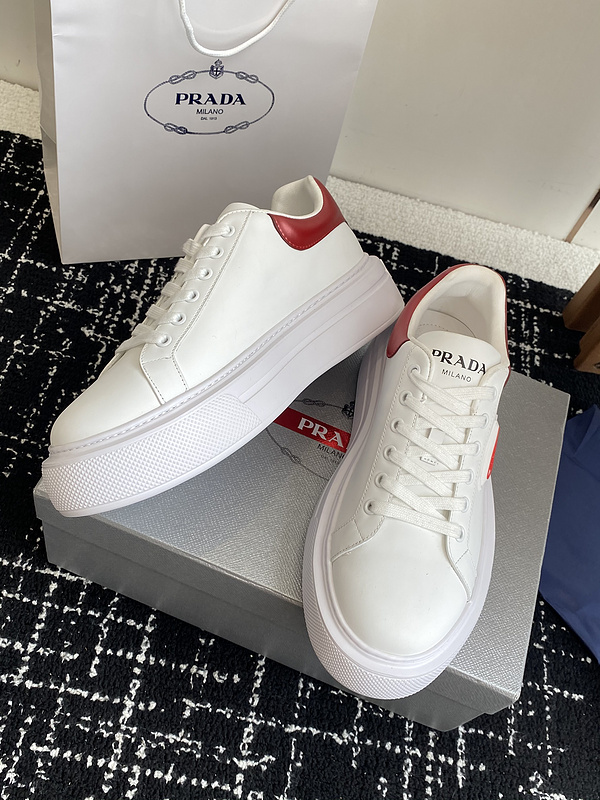 Prada Sneaker