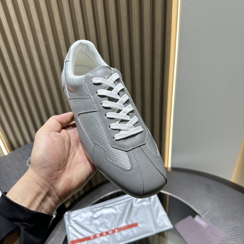 Prada Sneaker