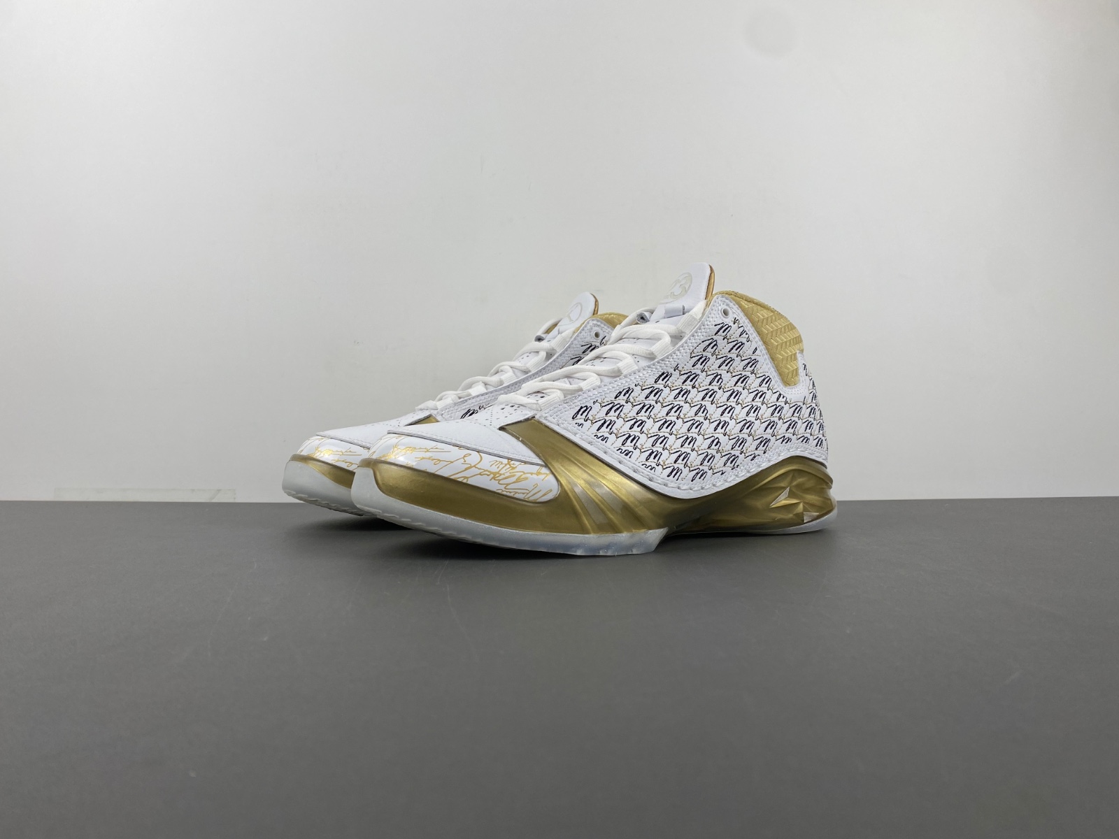 Air Jordan Trophy Room x Air Jordan 23 Retro 'White'