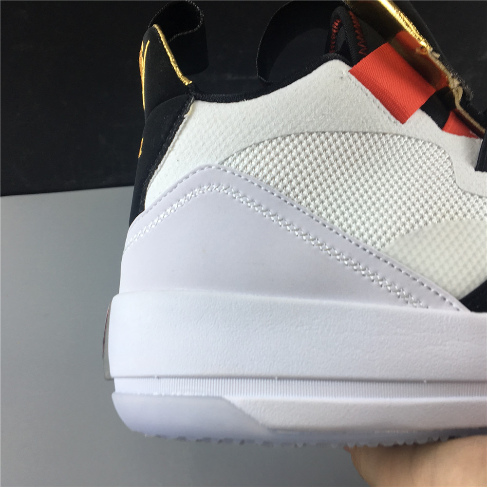 AIR JORDAN XXXIII SE AJ33