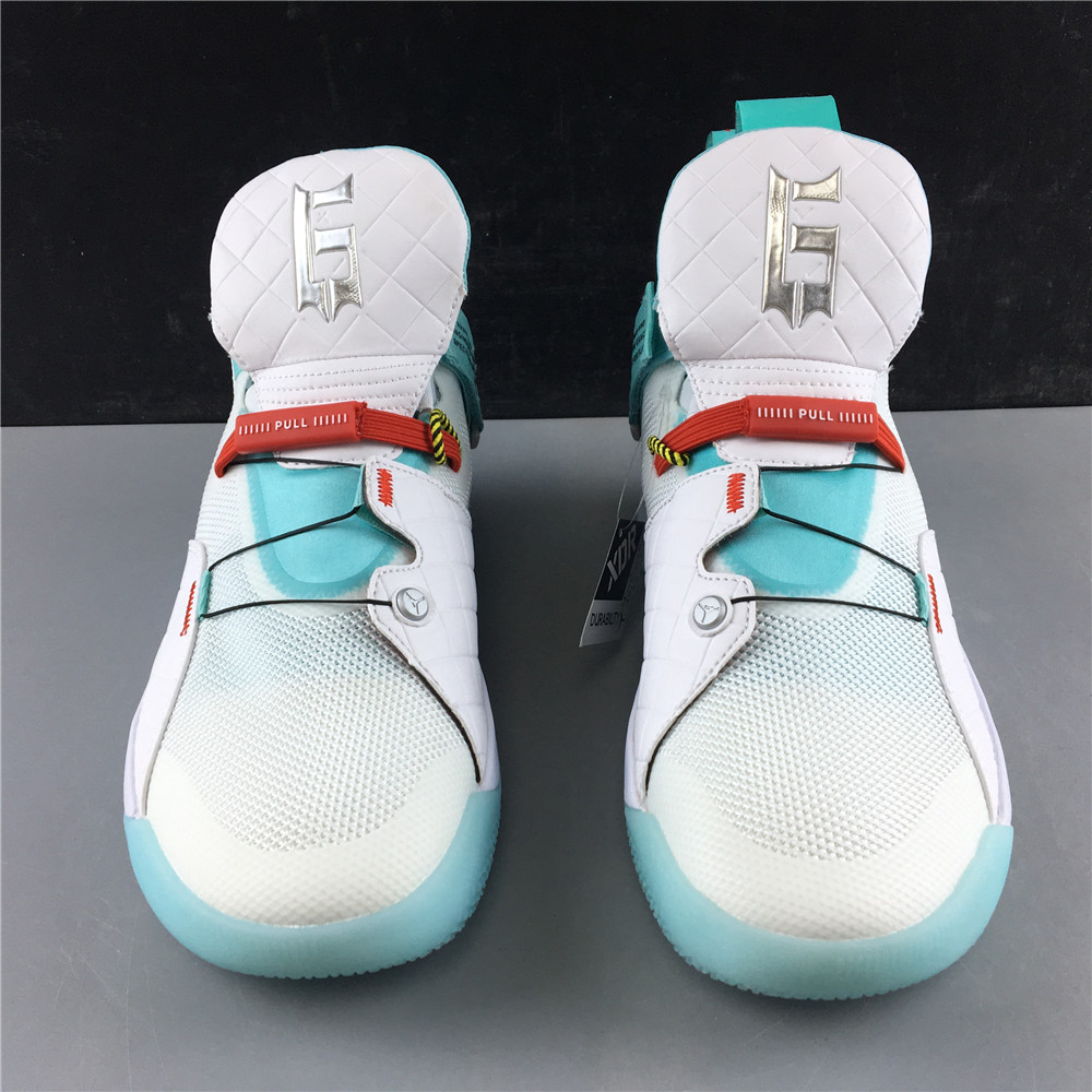 AIR JORDAN XXXIII SE AJ33