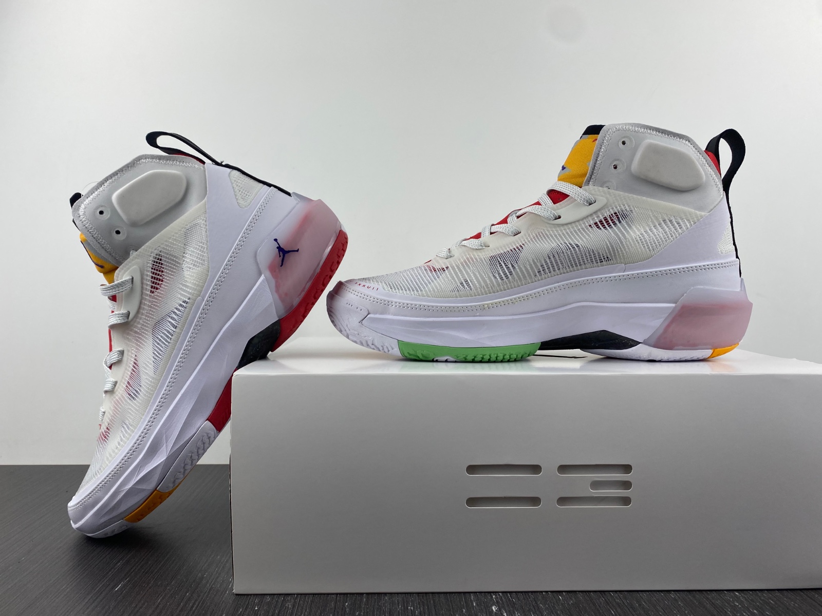 Air Jordan 37 “Hare”