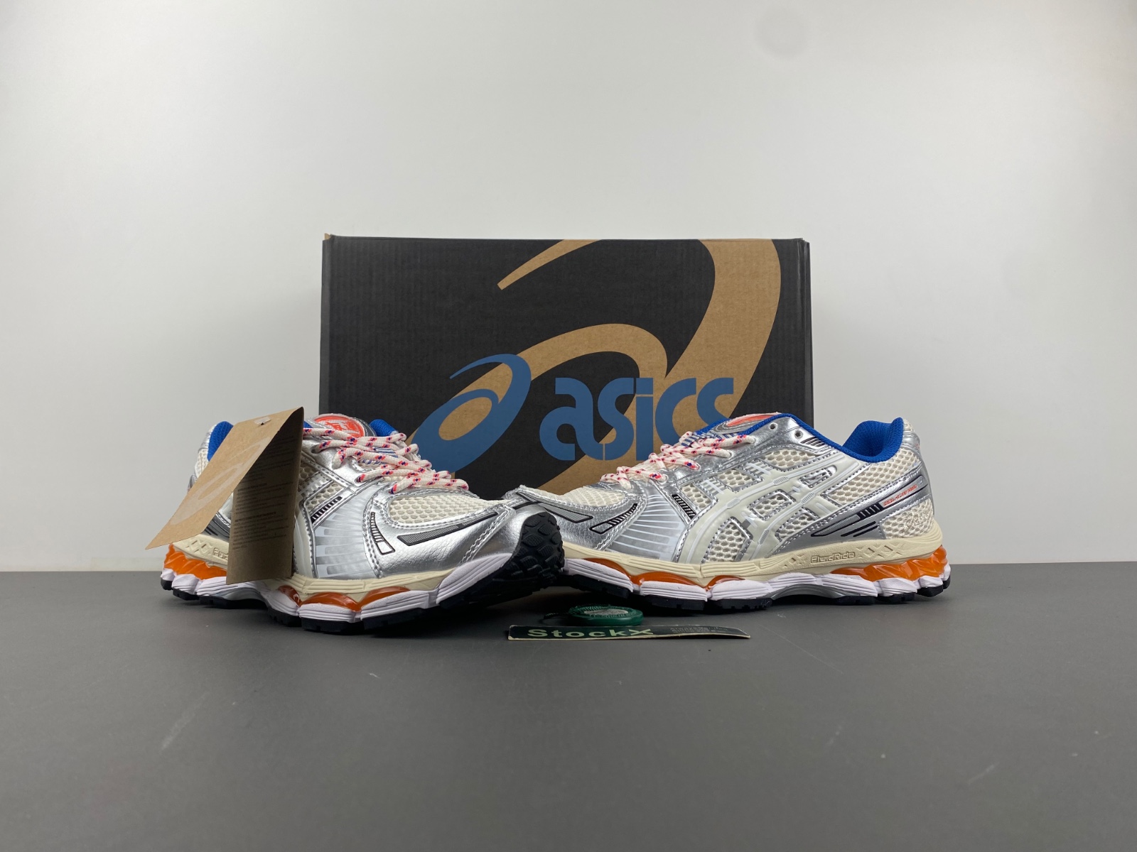 ASICS sneaker