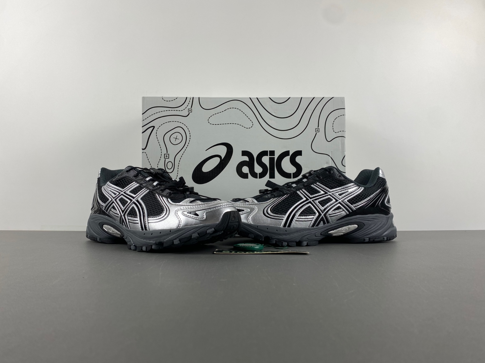 ASICS sneaker