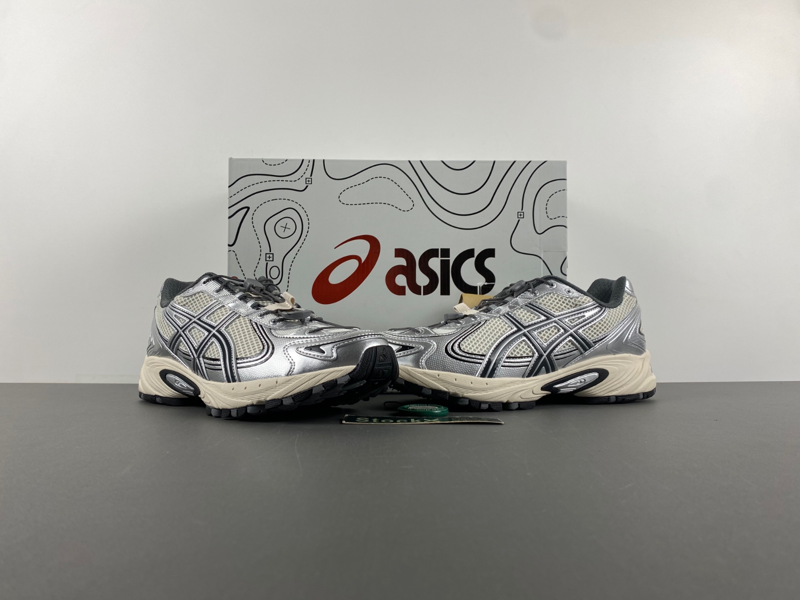 ASICS sneaker