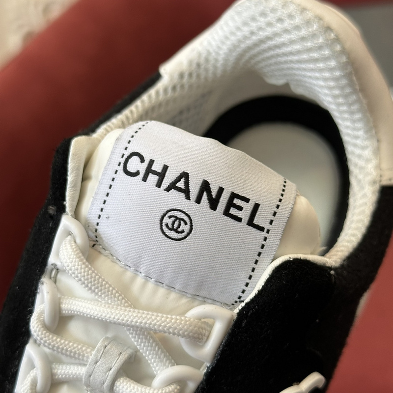 Chanel Sneaker