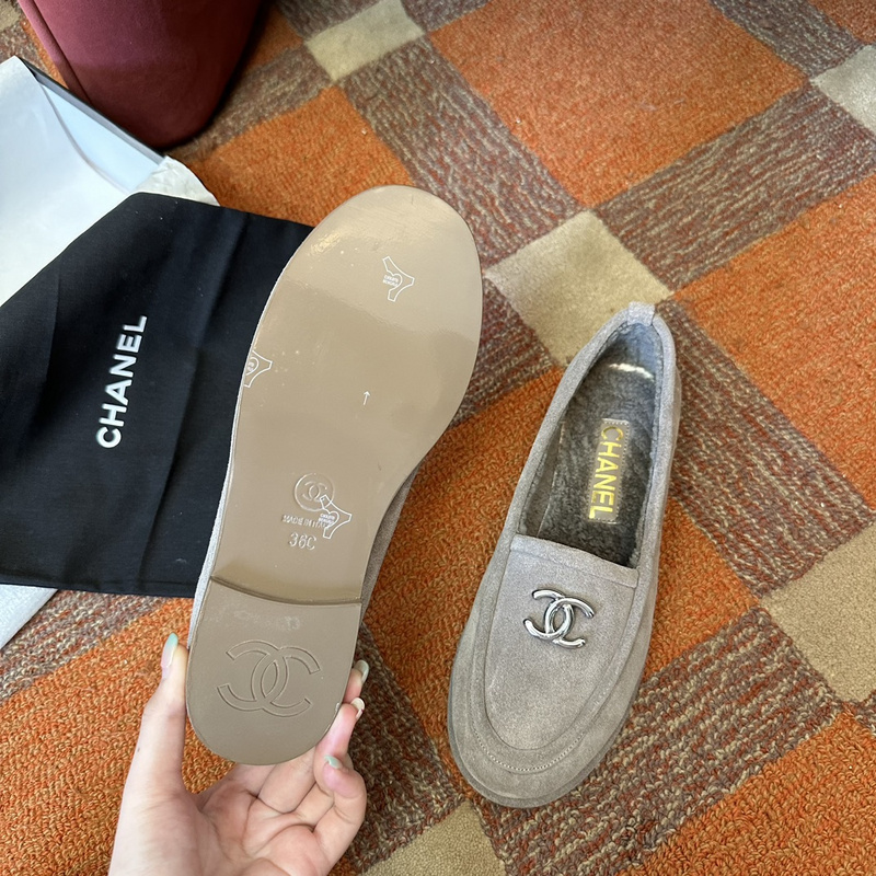 Chanel  Suede  loafers