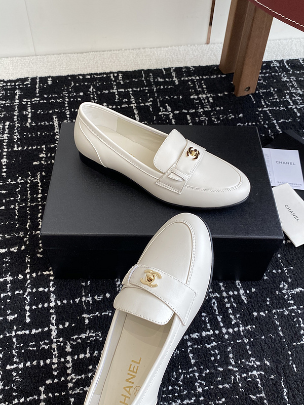 Chanel  Leather CC Logo Loafers