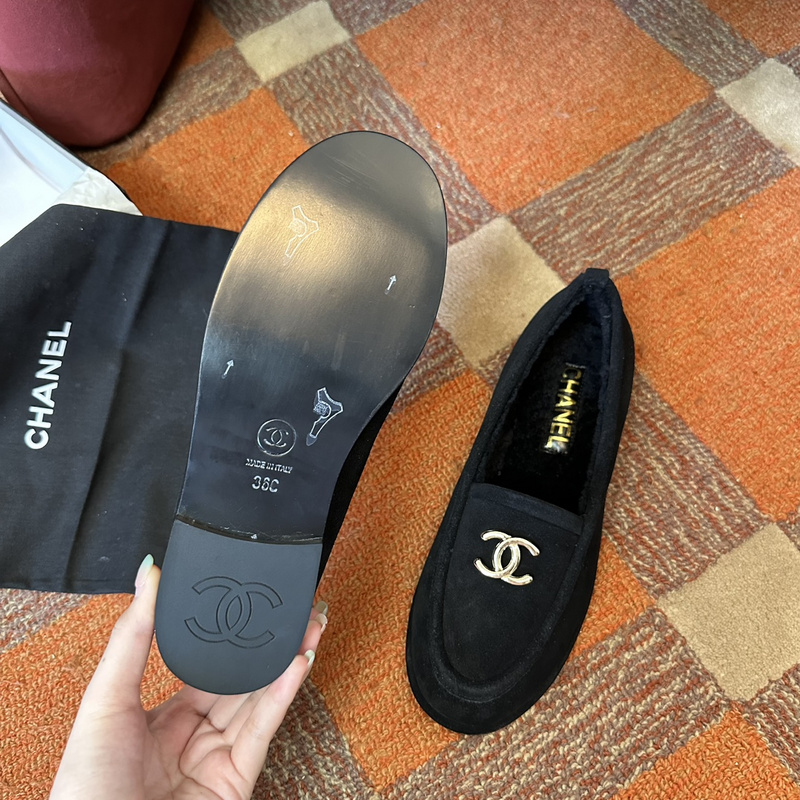 Chanel  Suede  loafers