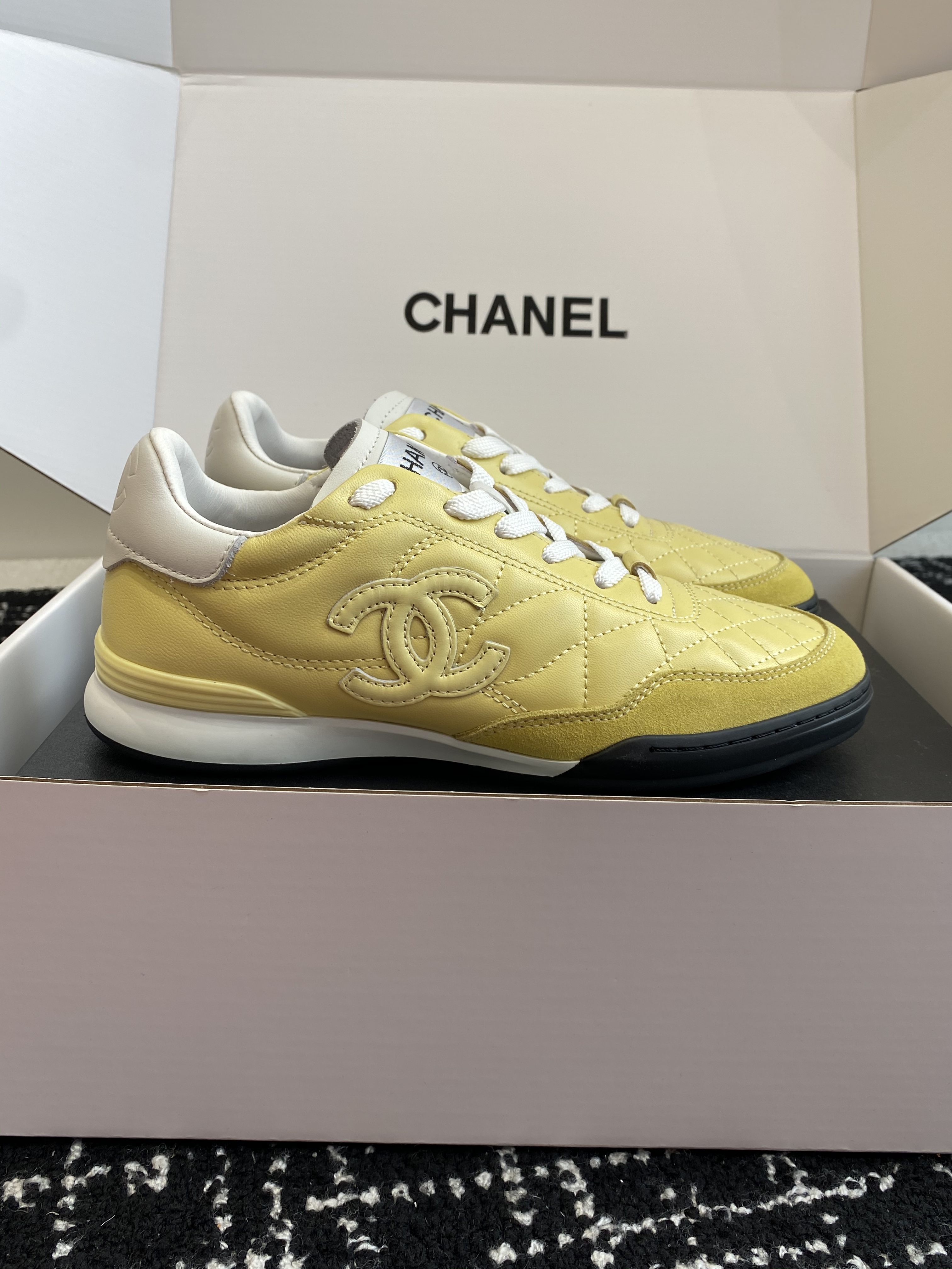 Chanel Trainer