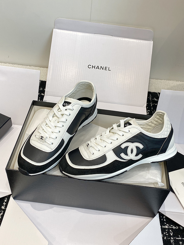 Chanel Sneaker