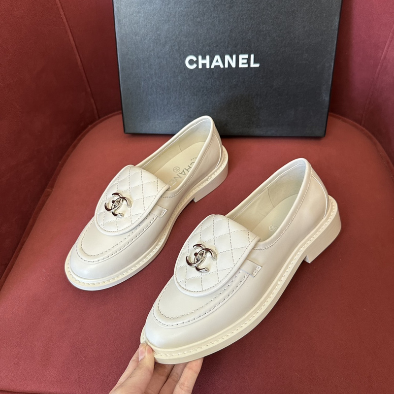 Chanel Leather CC Logo Loafers