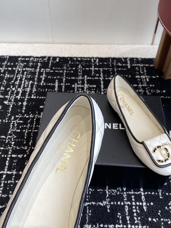 Chanel Leather CC Logo Loafers
