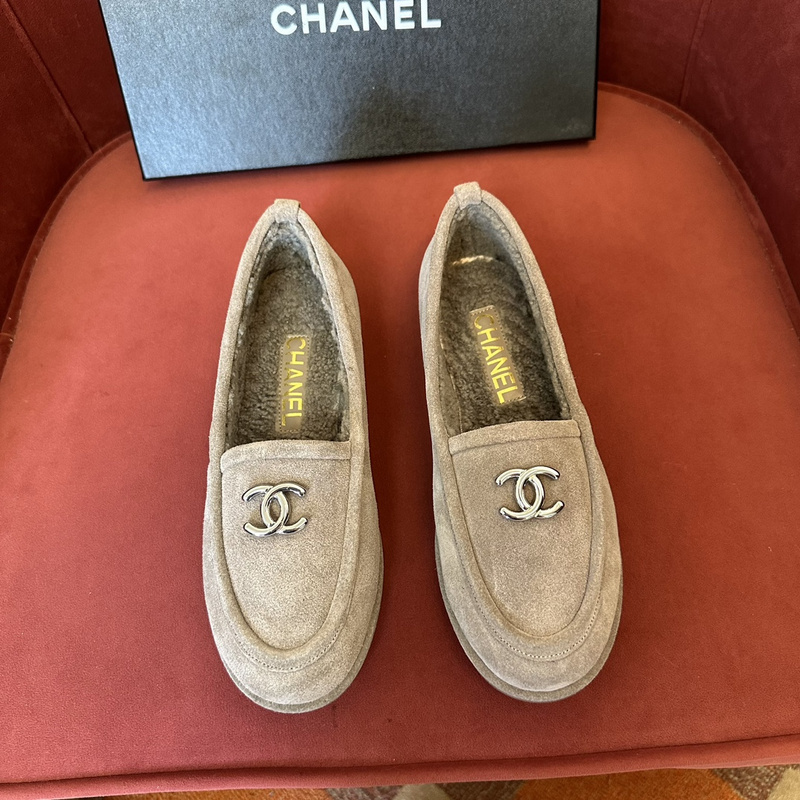 Chanel  Suede  loafers