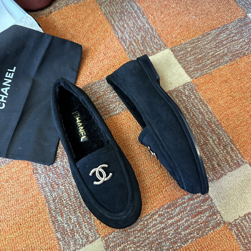 Chanel  Suede  loafers