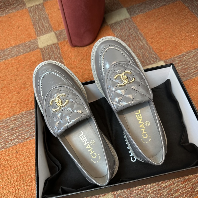 Chanel Leather CC Logo Loafers