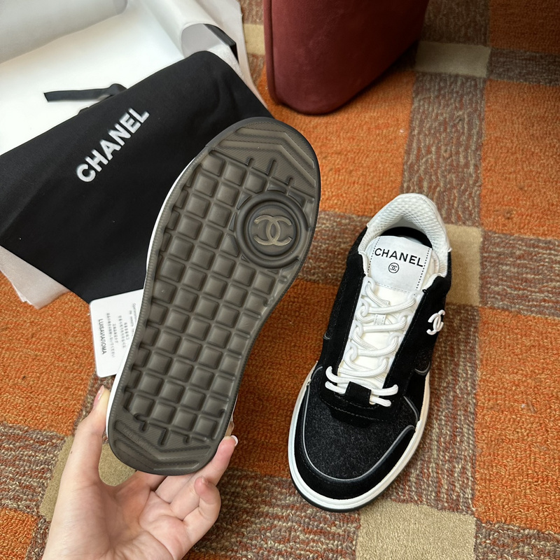 Chanel Sneaker