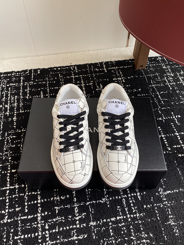 Chanel Sneaker