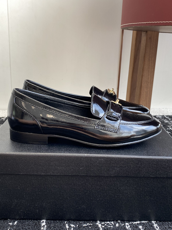 Chanel  Leather CC Logo Loafers
