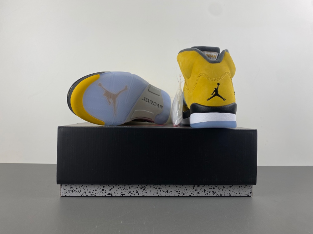 Air Jordan 5 “Tokyo”