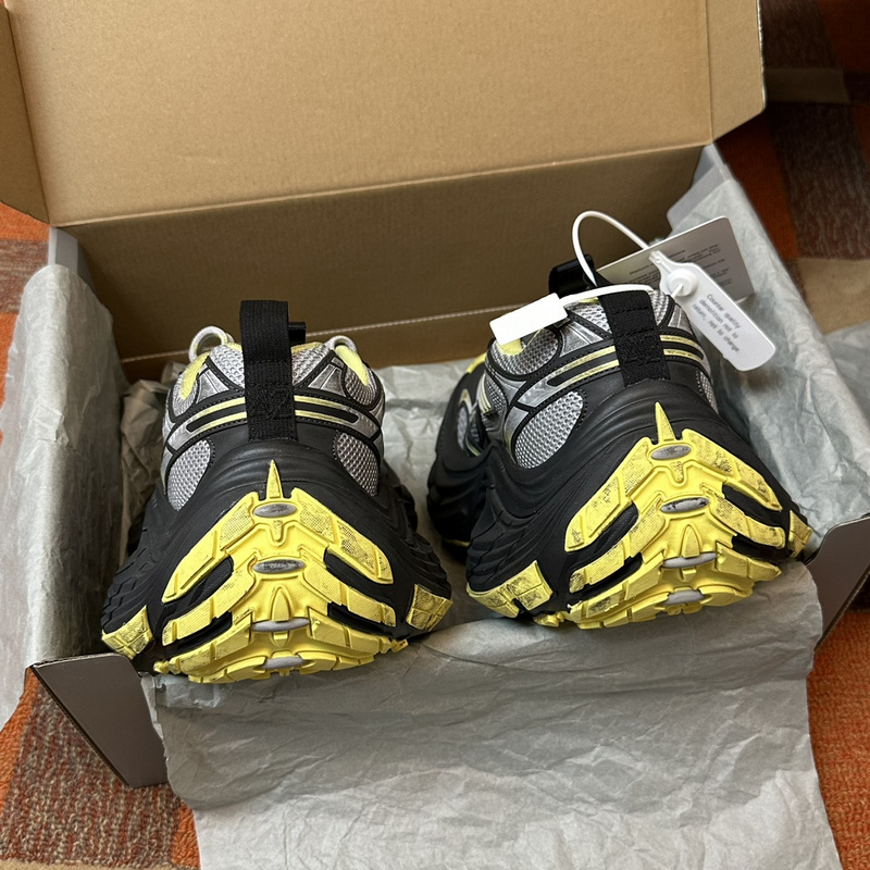 Balenciaga 10XL Sneaker