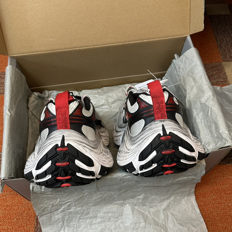 Balenciaga 10XL Sneaker